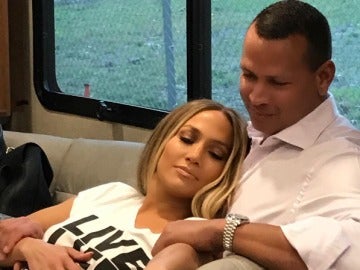 Jennifer Lopez disfruta de sus vacaciones junto a Álex Rodríguez Jennifer Lopez disfruta de sus vacaciones junto a Álex Rodríguez