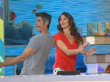 Jorge Fernández y Laura Moure se atreven con 'La Lambada' más veraniega Jorge Fernández y Laura Moure se atreven con 'La Lambada' más veraniega