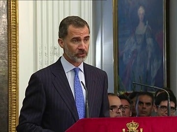 Felipe VI pide minimizar la incertidumbre de las empresas españolas ante el 'brexit'