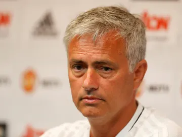 Mourinho, durante la conferencia de prensa Mourinho, durante la conferencia de prensa