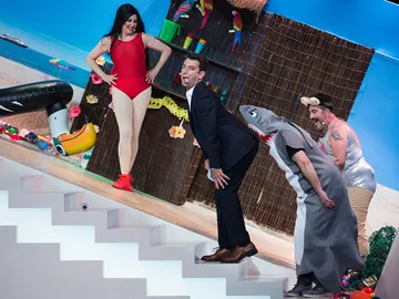La Terremoto de Alcorcón se convierte en una sensual 'Plim Kardashian' en el Teatro de pendiente La Terremoto de Alcorcón se convierte en una sensual 'Plim Kardashian' en el Teatro de pendiente
