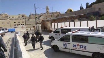 Israel cancela los rezos en la Explanada de las Mezquitas tras un tiroteo con tres heridos