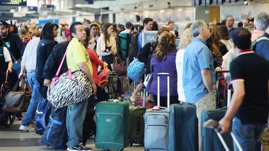 Aeropuertos y viajeros Aeropuertos y viajeros