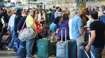 Aeropuertos y viajeros Aeropuertos y viajeros