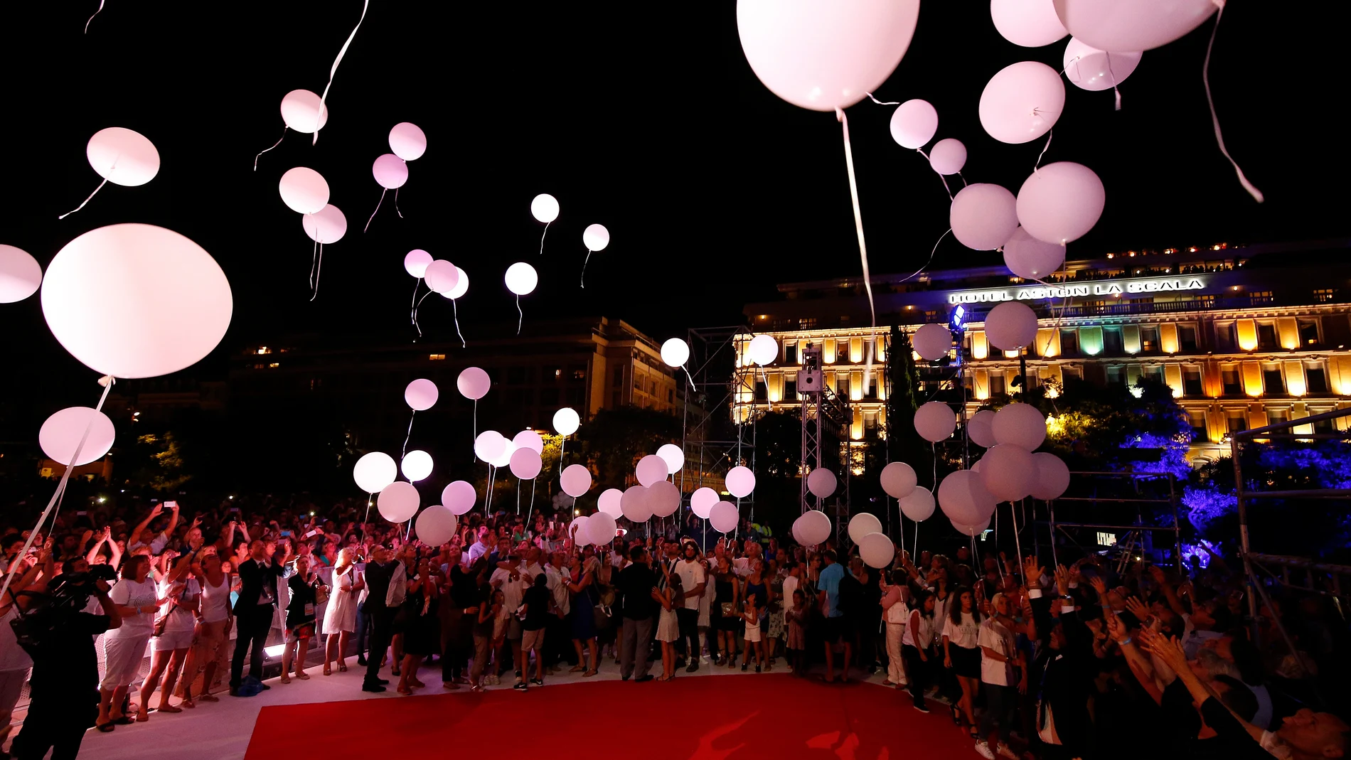 Homenaje a las víctimas del atentado en Niza en el primer aniversario Homenaje a las víctimas del atentado en Niza en el primer aniversario