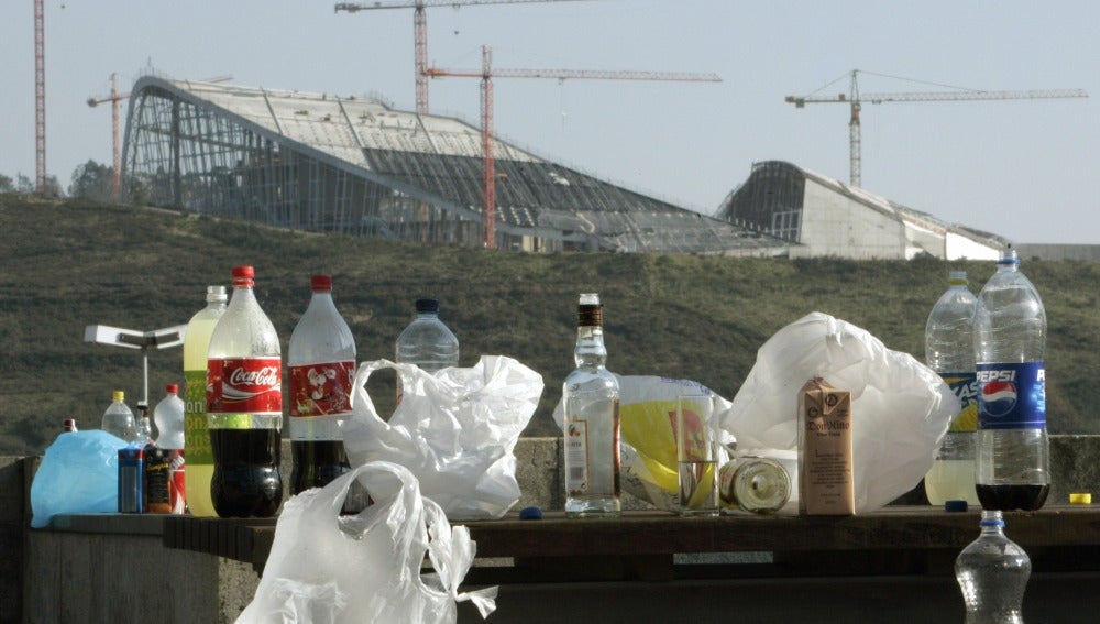 Valencia impondrá trabajos para la comunidad a los menores que hagan botellón