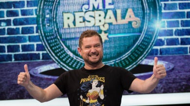 El Monaguillo celebra su cuarta temporada en 'Me resbala' publicando sus mejores recuerdos