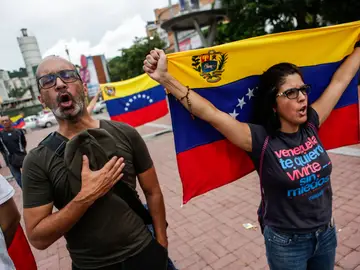 La oposición venezolana habilita 2.030 puntos de participación para referendo La oposición venezolana habilita 2.030 puntos de participación para referendo