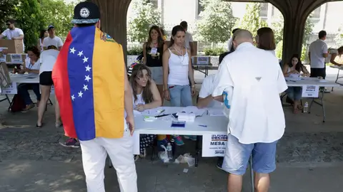Venezolanos votaron Venezolanos votaron
