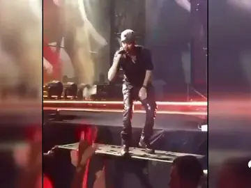 Las razones por las que el concierto de Enrique Iglesias en Santander fue un desastre Las razones por las que el concierto de Enrique Iglesias en Santander fue un desastre
