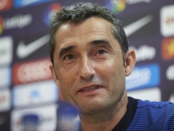 El técnico Ernesto Valverde en rueda de prensa