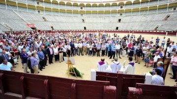 Un momento de la misa funeral en recuerdo del torero Iván Fandiño