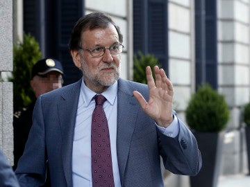 Mariano Rajoy en su visita a los soldados españoles en Letonia