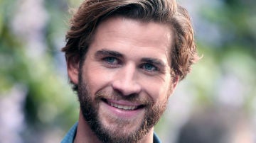 Liam Hemsworth con nuevo look Liam Hemsworth con nuevo look