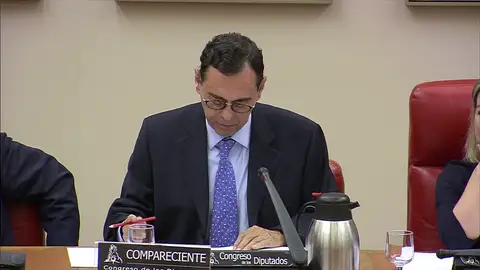 Caruana admite que el Banco de España actuó pero "fue insuficiente" Caruana admite que el Banco de España actuó pero "fue insuficiente"