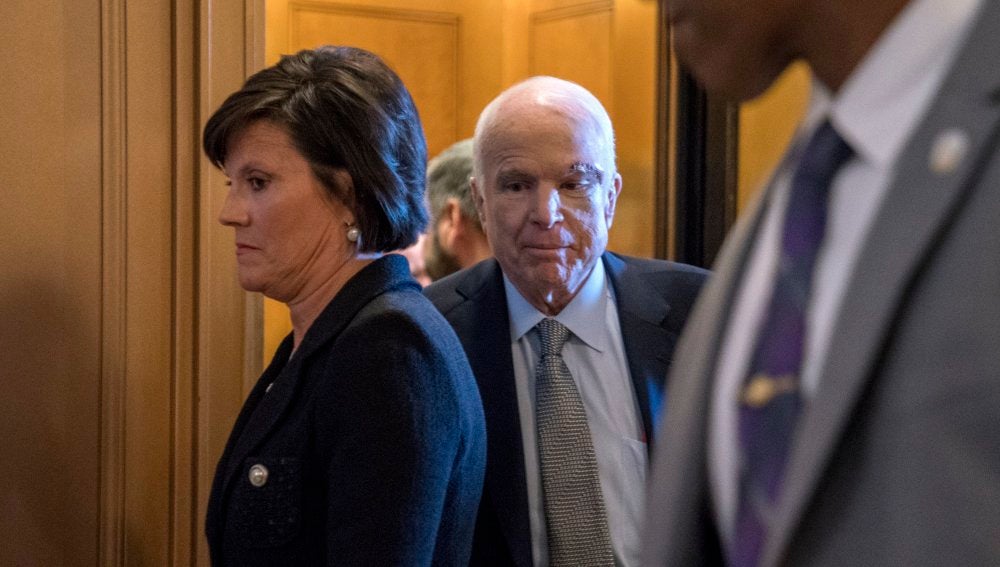 El senador republicano de Estados Unidos por Arizona, John McCain