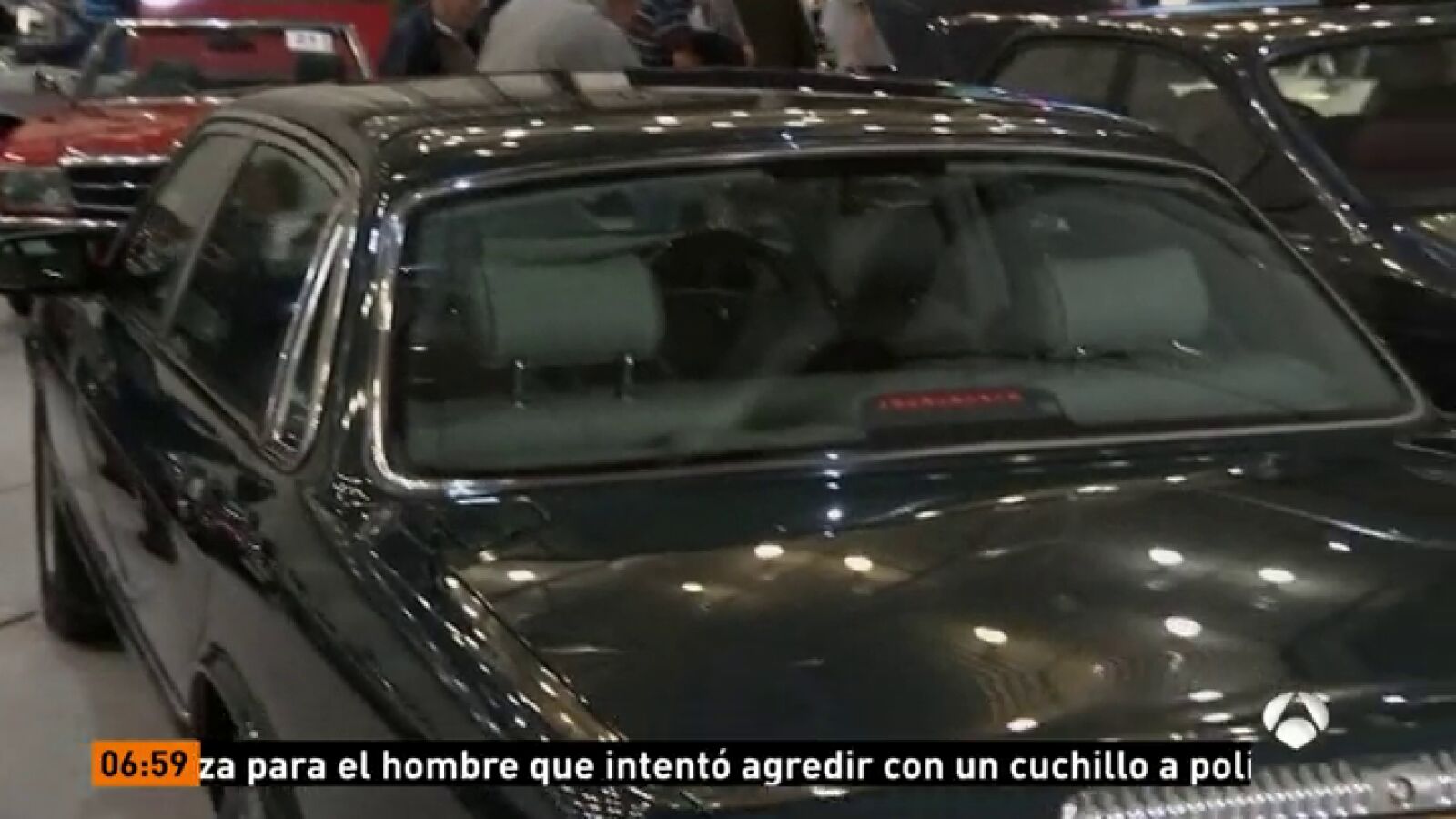 Subastan por 50.000 euros un Jaguar que perteneció a Isabel II