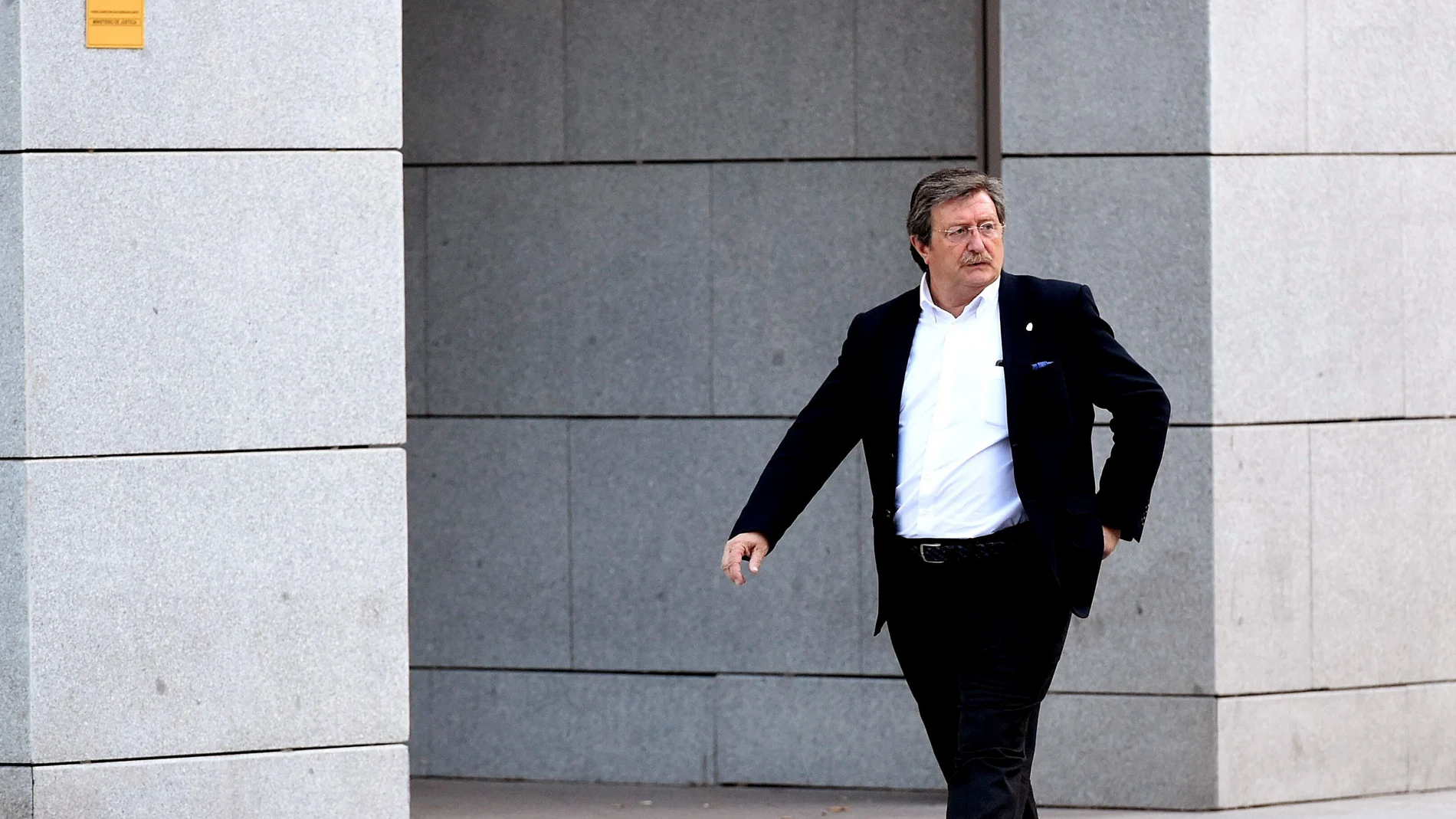 Larrea, a su salida de la Audiencia Nacional Larrea, a su salida de la Audiencia Nacional