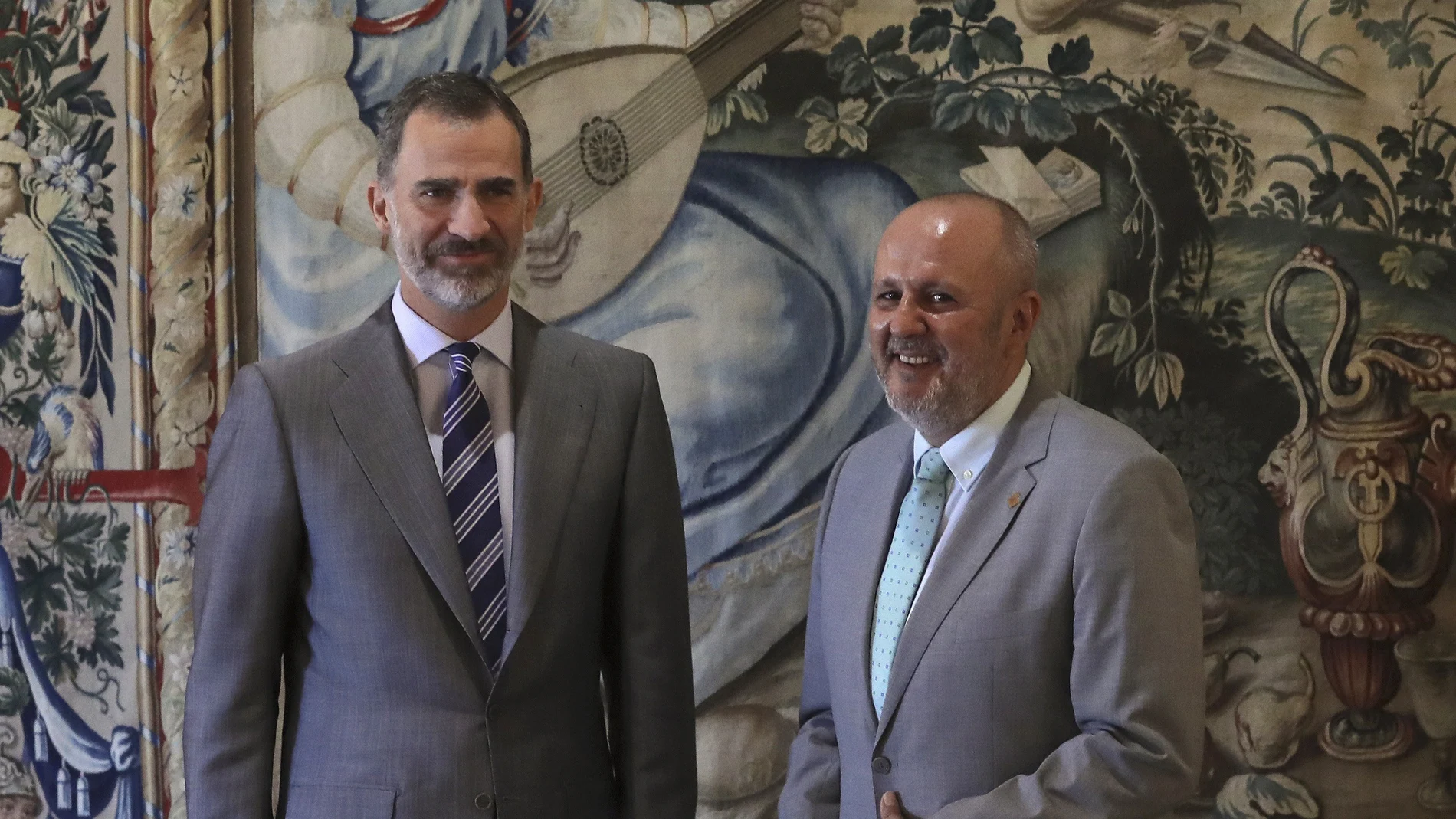 El rey Felipe VI junto al del Consell de Mallorca, Miquel Ensenyat Riutort El rey Felipe VI junto al del Consell de Mallorca, Miquel Ensenyat Riutort