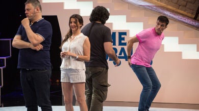 Los invitados de ‘Me Resbala’ juegan al teléfono escacharrado en modo mímica 