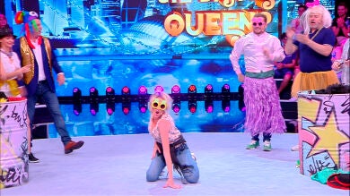 Anna Simon se convierte en una sexy Kylie Minogue en ‘Me Resbala’ 