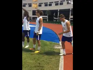 Morata tirando a portería Morata tirando a portería