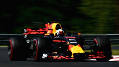 Ricciardo marca el mejor tiempo en los Libres 2 de México con Alonso 7º y Sainz 11º