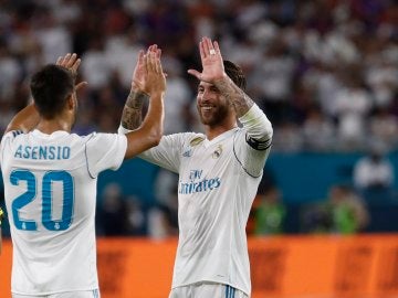 Sergio Ramos con Asensio