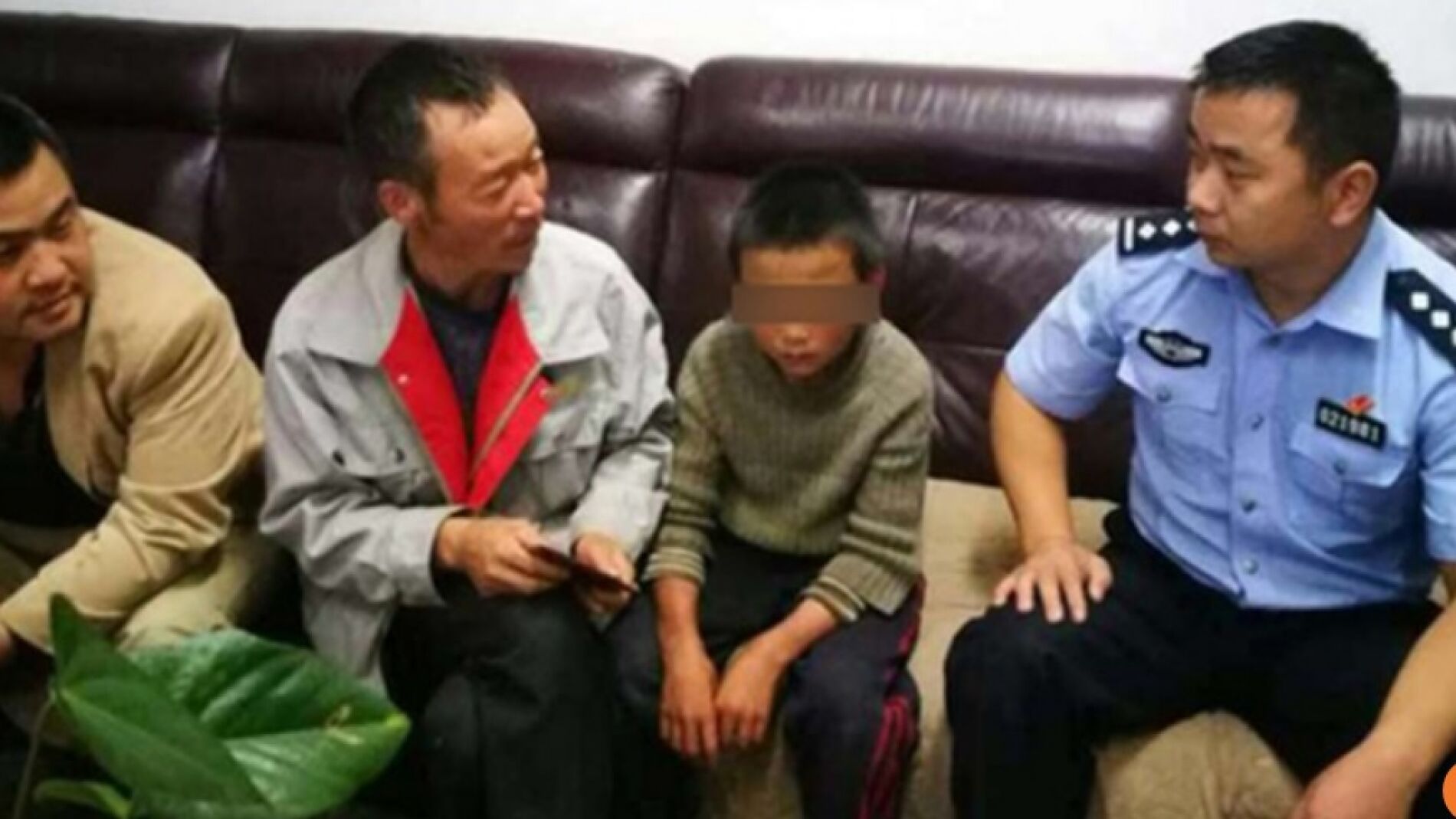 El ni&ntilde;o se reuni&oacute; con sus padres 24 d&iacute;as despu&eacute;s