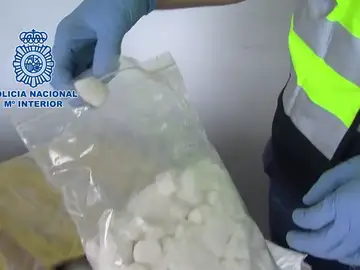 La Policía Nacional interviene 33 kilos de nuevas sustancias psicoactivas procedentes de China La Policía Nacional interviene 33 kilos de nuevas sustancias psicoactivas procedentes de China