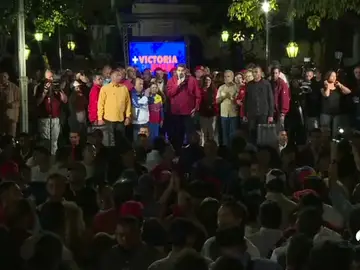 Maduro realizará cambios inmediatos para reemplazar el actual Parlamento Maduro realizará cambios inmediatos para reemplazar el actual Parlamento