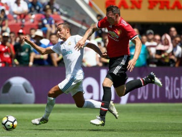 Phil Jones contra el Real Madrid