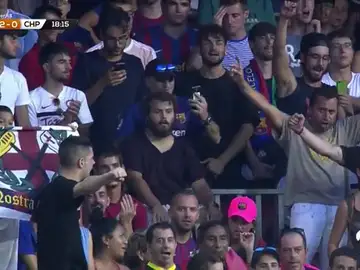 Parte de la grada del Camp Nou gritó "Neymar, muérete" en el trofeo Joan Gamper Parte de la grada del Camp Nou gritó "Neymar, muérete" en el trofeo Joan Gamper
