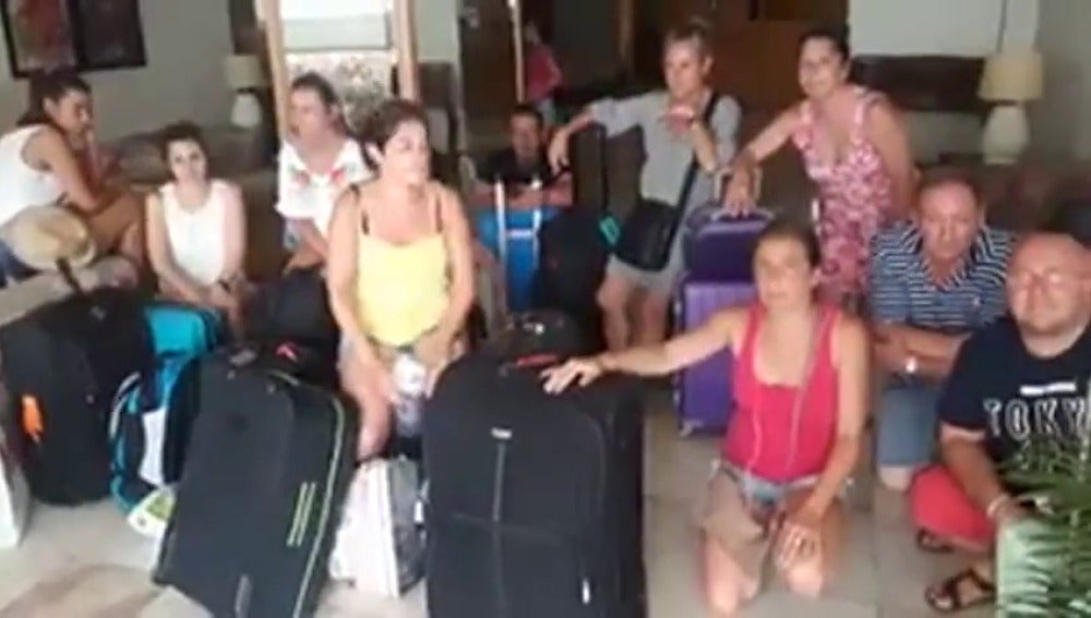 Decenas de españoles están atrapados en Madeira por culpa del mal tiempo