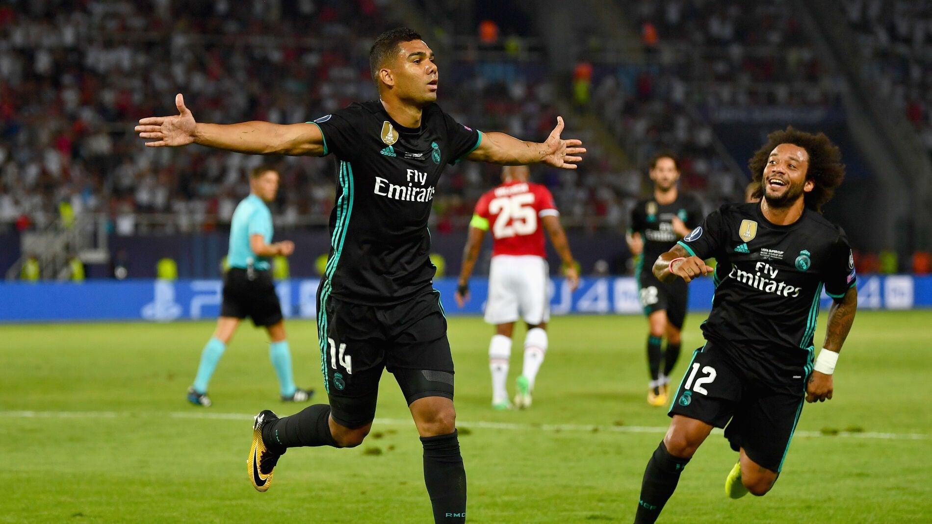 Casemiro celebra su gol ante el Manchester United