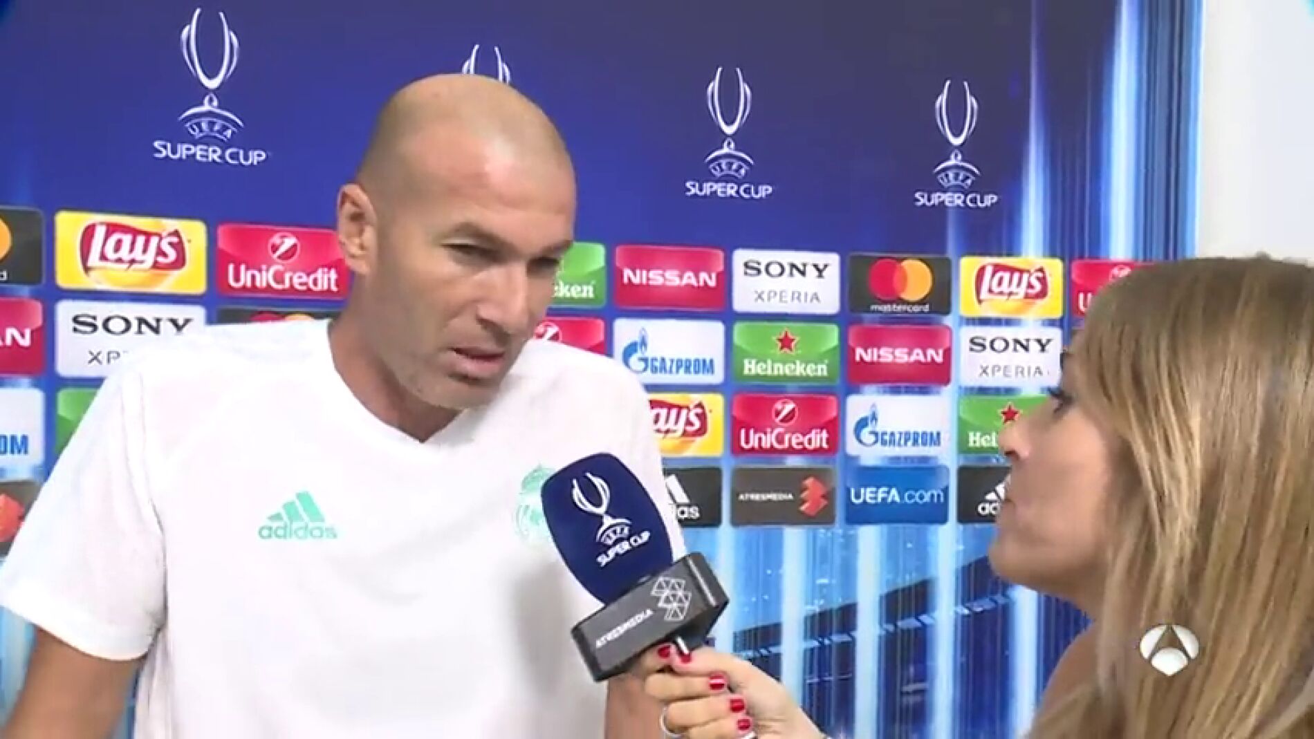 La tensa entrevista de Susana Guasch con Zidane antes de la Supercopa