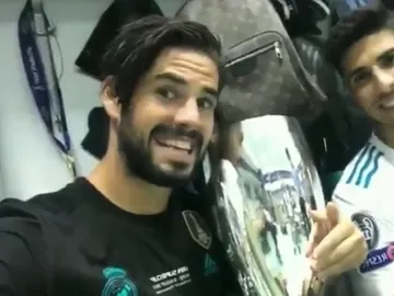 Isco y Asensio en la celebración de la Supercopa Isco y Asensio en la celebración de la Supercopa