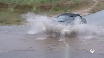 Fuertes lluvias en el norte de Alicante dejan hasta 79 litros de agua