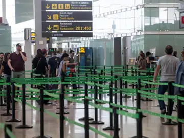 Aeropuerto de El Prat-Barcelona Aeropuerto de El Prat-Barcelona