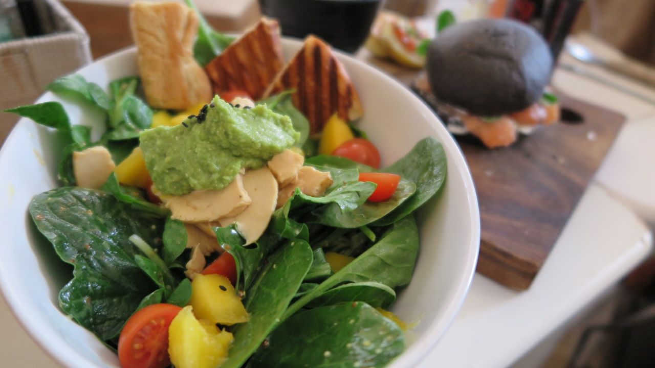 calorias de una ensalada de lechuga y tomate