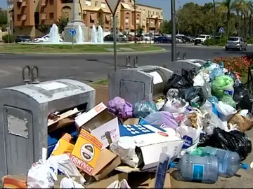El municipio de Rota, en alerta por la huelga de basureros El municipio de Rota, en alerta por la huelga de basureros