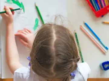 Una niña zurda Una niña zurda