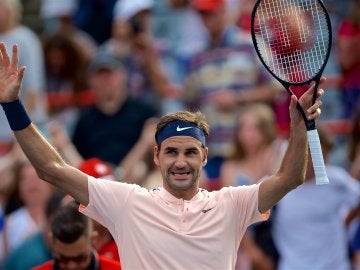 Roger Federer celebra la victoria