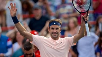 Roger Federer celebra la victoria