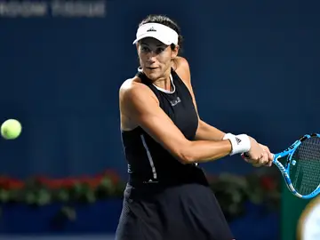 Garbiñe Muguruza, en acción ante Ashleigh Barty Garbiñe Muguruza, en acción ante Ashleigh Barty