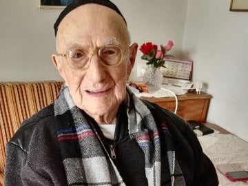 Yisrael Kristal, el hombre más longevo del mundo 