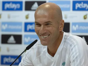 Zidane en rueda de prensa Zidane en rueda de prensa
