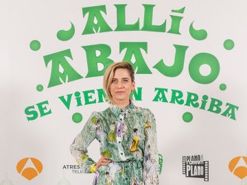 María León luce un look radiante