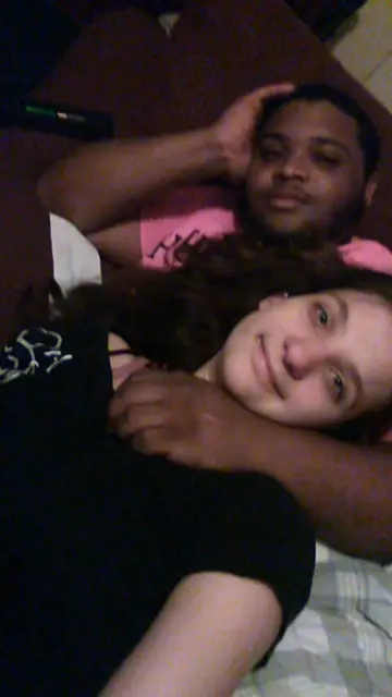 Los padres de la recién nacida Los padres de la recién nacida