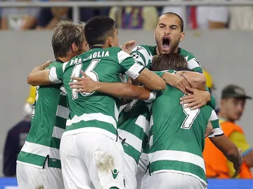 Los jugadores del Sporting de Portugal celebran un gol Los jugadores del Sporting de Portugal celebran un gol